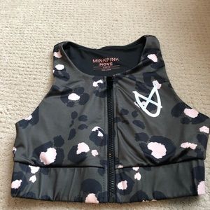NWOT XSMink Pink Zip Up Bra/Crop